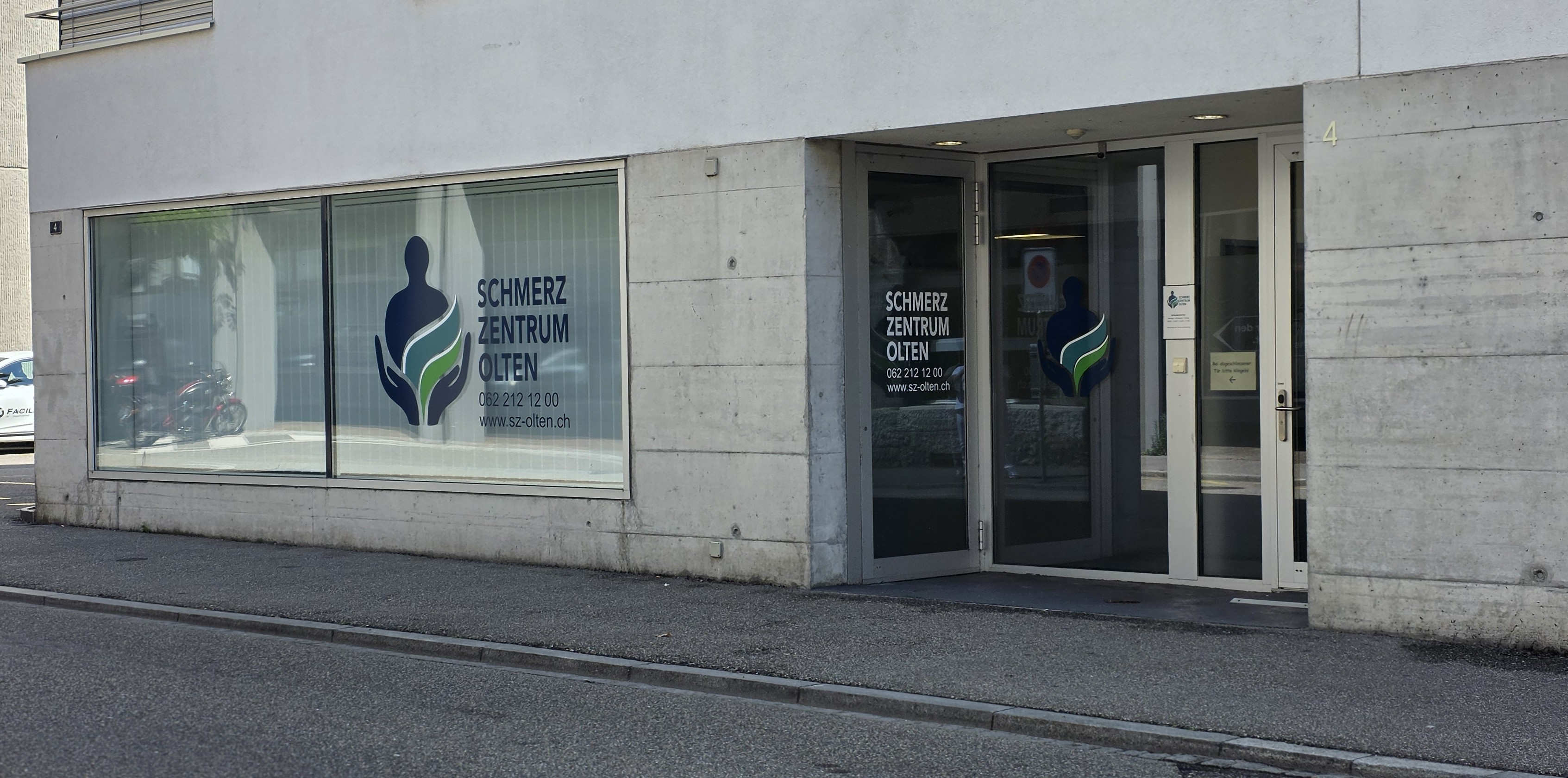Eingang Schmerzzentrum Olten, Martin-Disteli-Strasse 4